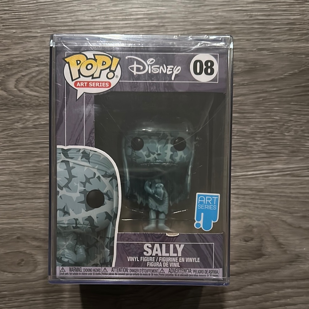 Funko Pop! Sally with Protective Case